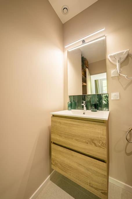 Le Pearl Appartement De Charme En Bord Riviere Коллобрієр Екстер'єр фото